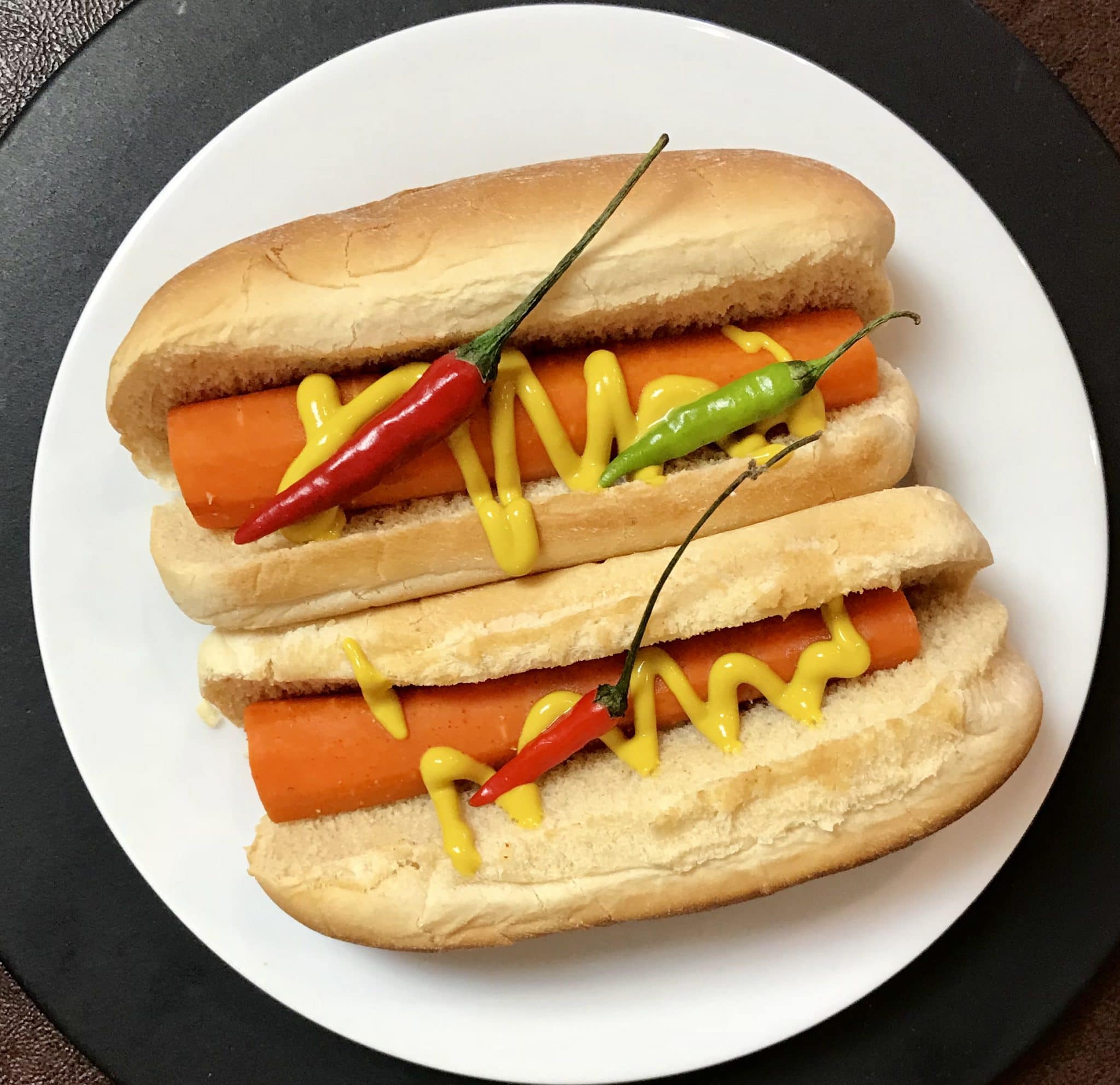 Carrot "Hot Dogs" from 40YearOld Vegan Jane Unchained News